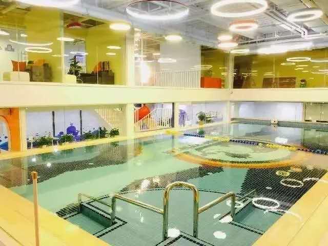 广州室内游泳池_广州哪个游泳馆有儿童池_广州室内儿童游泳池